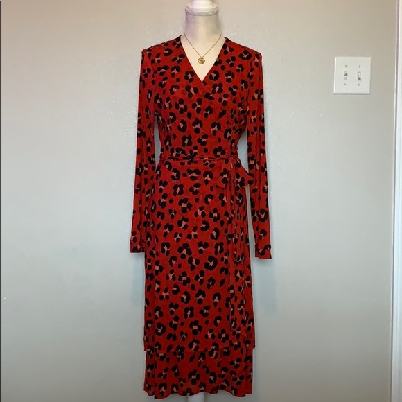 CAbi Dresses & Skirts - Cabi wrap dress